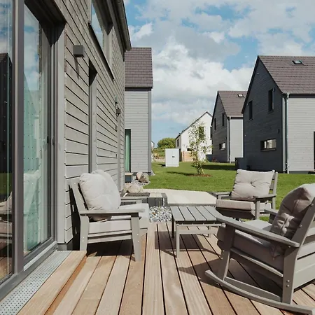Ferienhaus Neu Rügen Resørt Großzügige, Gemütliche Doppelhaushälfte Hein Mit Terrasse